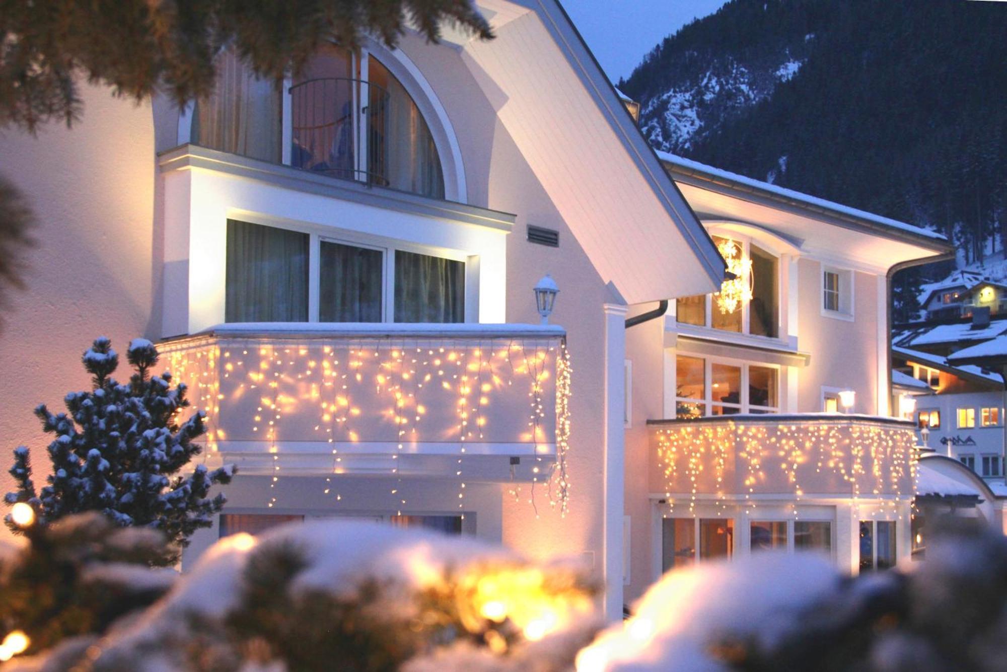 Gruetter Luxury Apartments Ишгль Экстерьер фото